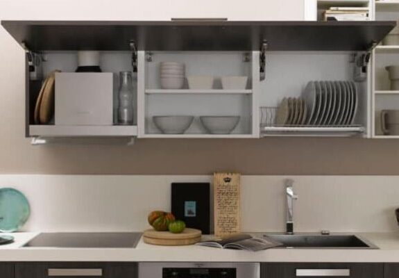 dibiesse_cucine_plus_di_prodotto_meccanismi_aperture_pensili-768x575