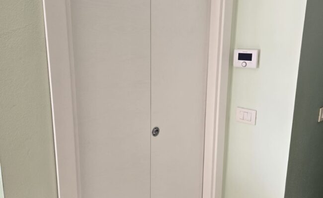 Sostituzione porta a Lissone