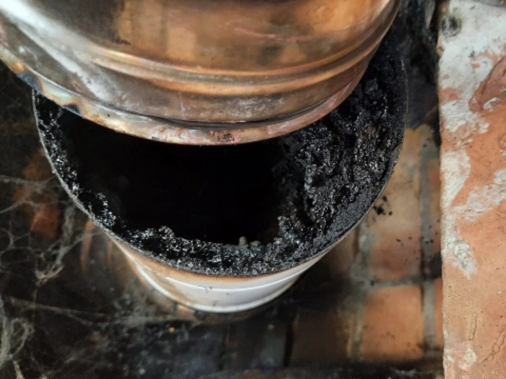 canna_fumaria_brianza canna_fumaria_brianza